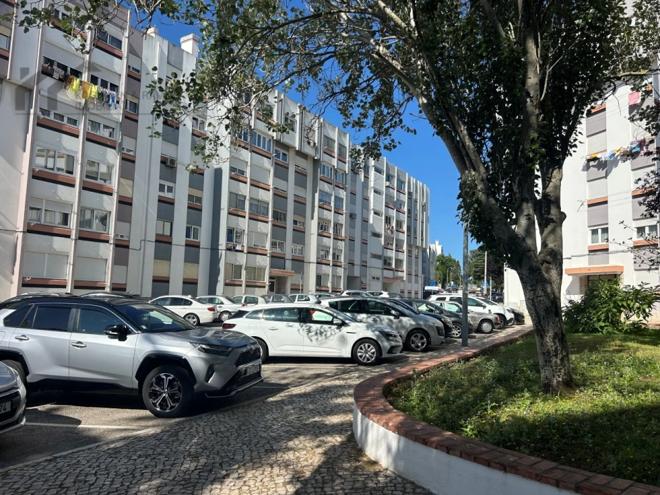 Apartamento para Venda em Algés, Linda-A-Velha e Cruz Quebrada-Dafundo Foto 3