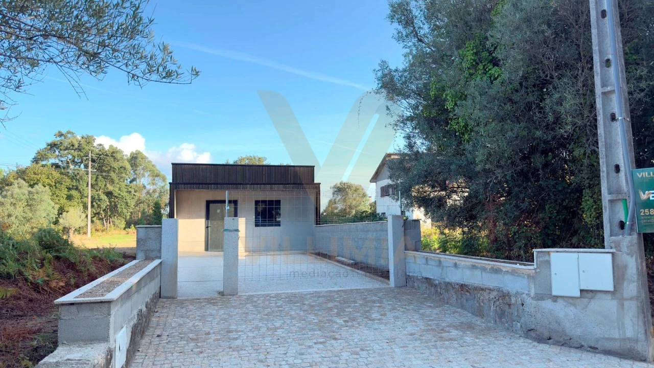 Moradia T2 para Venda em Fontão Foto 6