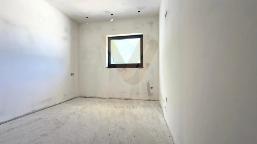 Moradia T2 para Venda em Fontão Foto 16