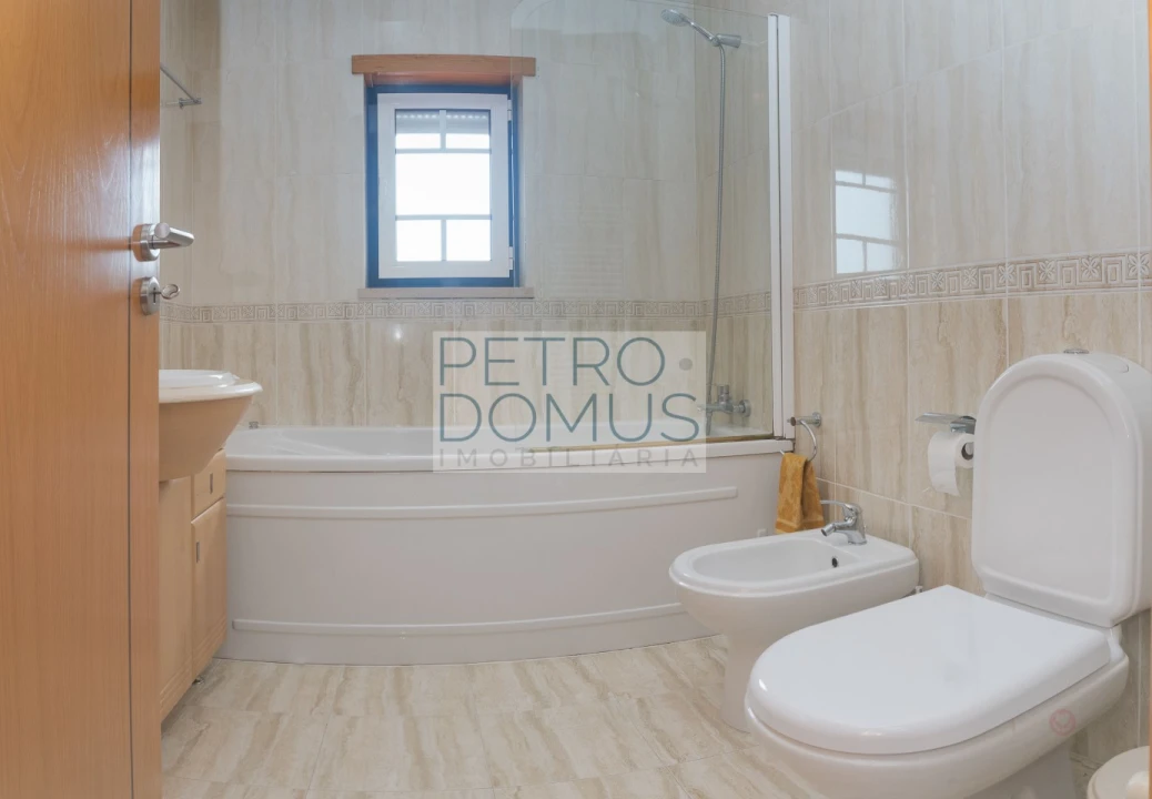 Moradia T3 para Venda em Leiria, Pousos, Barreira e Cortes Foto 30