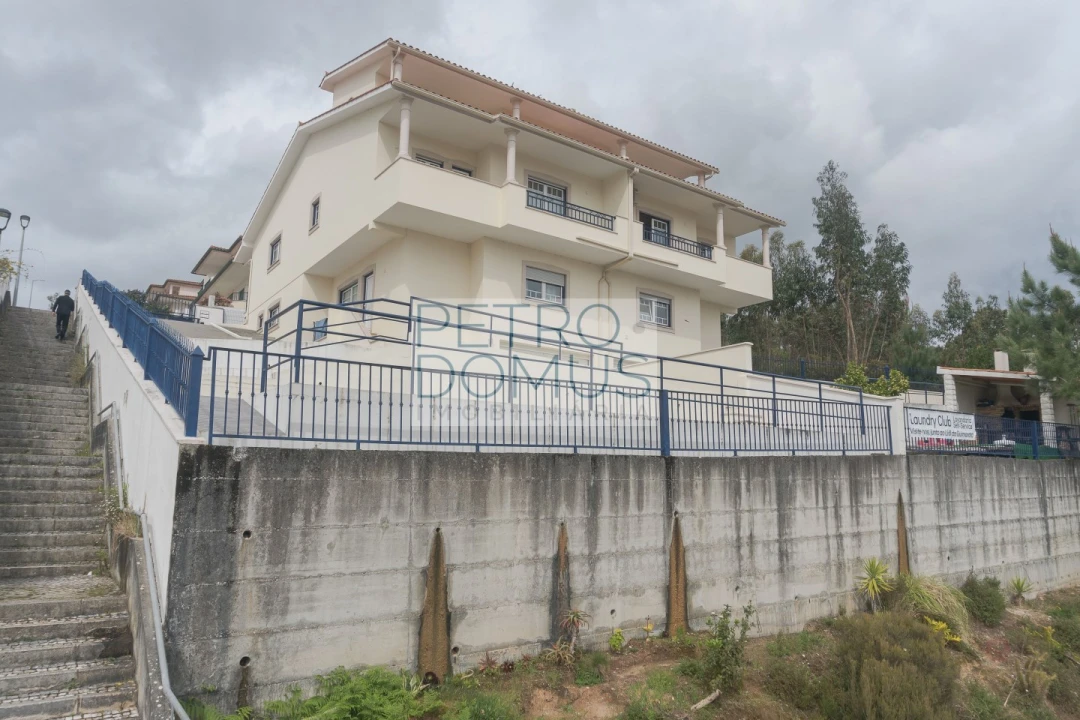Moradia T3 para Venda em Leiria, Pousos, Barreira e Cortes Foto 74