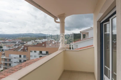 Moradia T3 para Venda em Leiria, Pousos, Barreira e Cortes