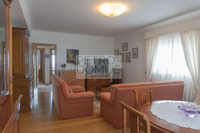 Moradia T3 para Venda em Leiria, Pousos, Barreira e Cortes Foto 4