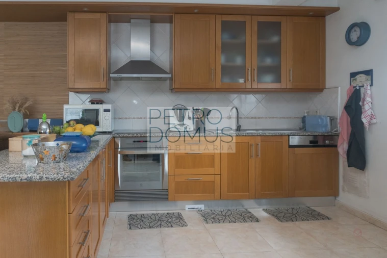 Moradia T3 para Venda em Leiria, Pousos, Barreira e Cortes Foto 6