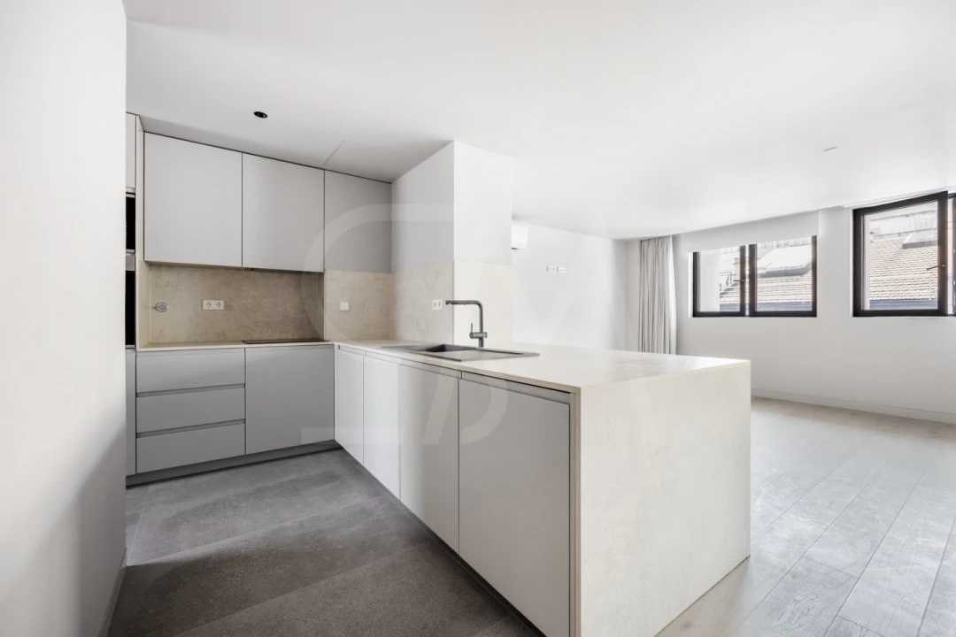 Apartamento T2 para Venda em Avenidas Novas Foto 2
