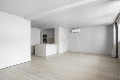 Apartamento T2 para Venda em Avenidas Novas