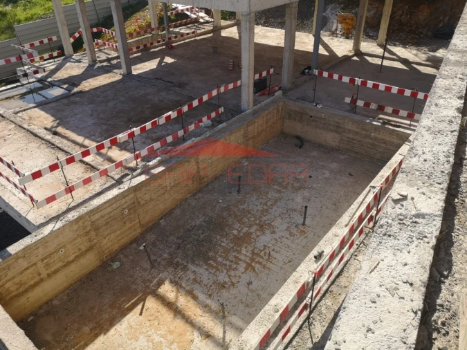 Moradia T5 para Venda em Vila Nova de Cacela Foto 12