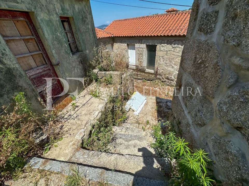 Moradia T3 para Venda em São Tomé de Negrelos Foto 8