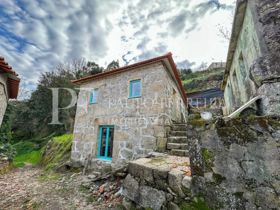 Moradia T3 para Venda em São Tomé de Negrelos Foto 1