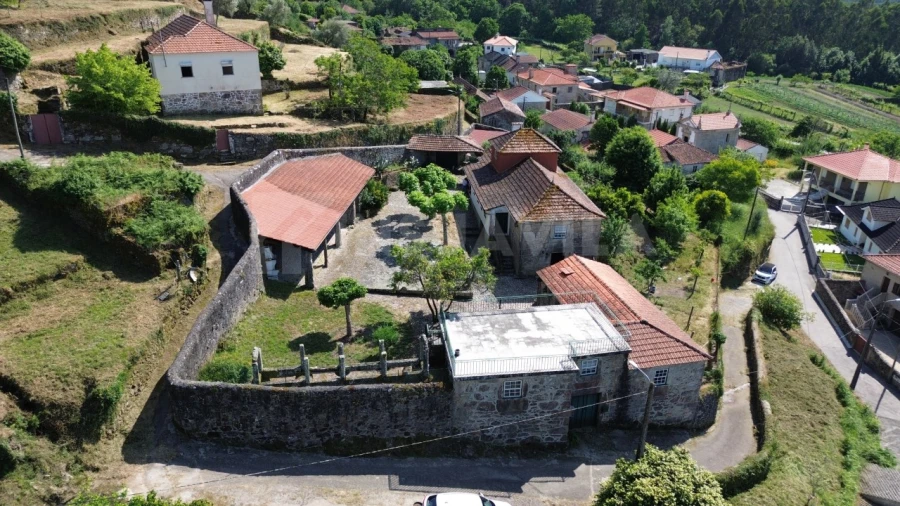 Moradia T8 para Venda em Cerdal Foto 7