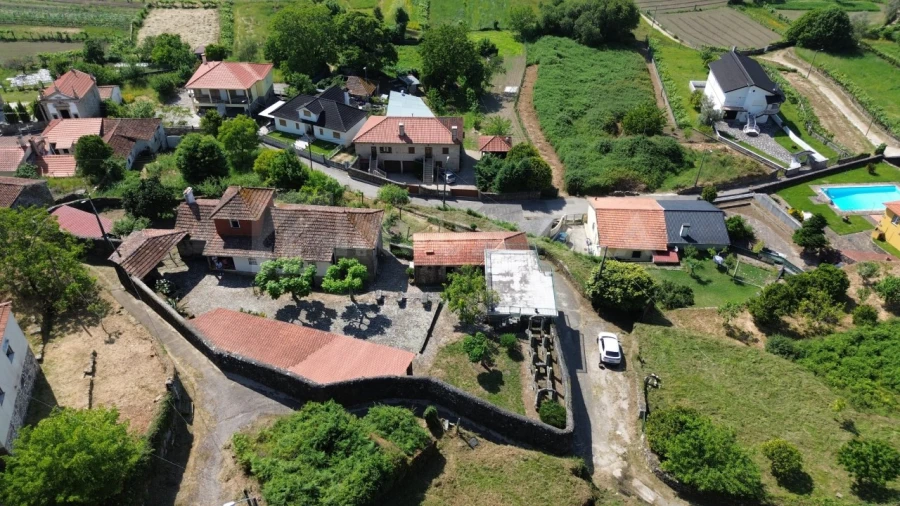 Moradia T8 para Venda em Cerdal Foto 6