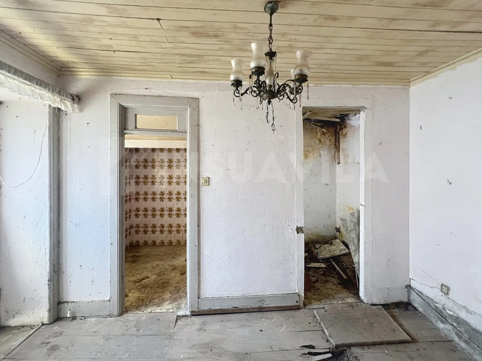 Moradia T6 para Venda em Cerdal Foto 46