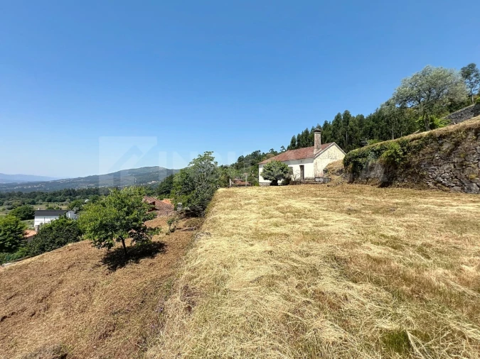 Moradia T6 para Venda em Cerdal Foto 11