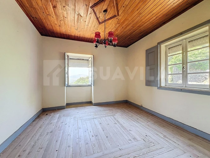 Moradia T6 para Venda em Cerdal Foto 12