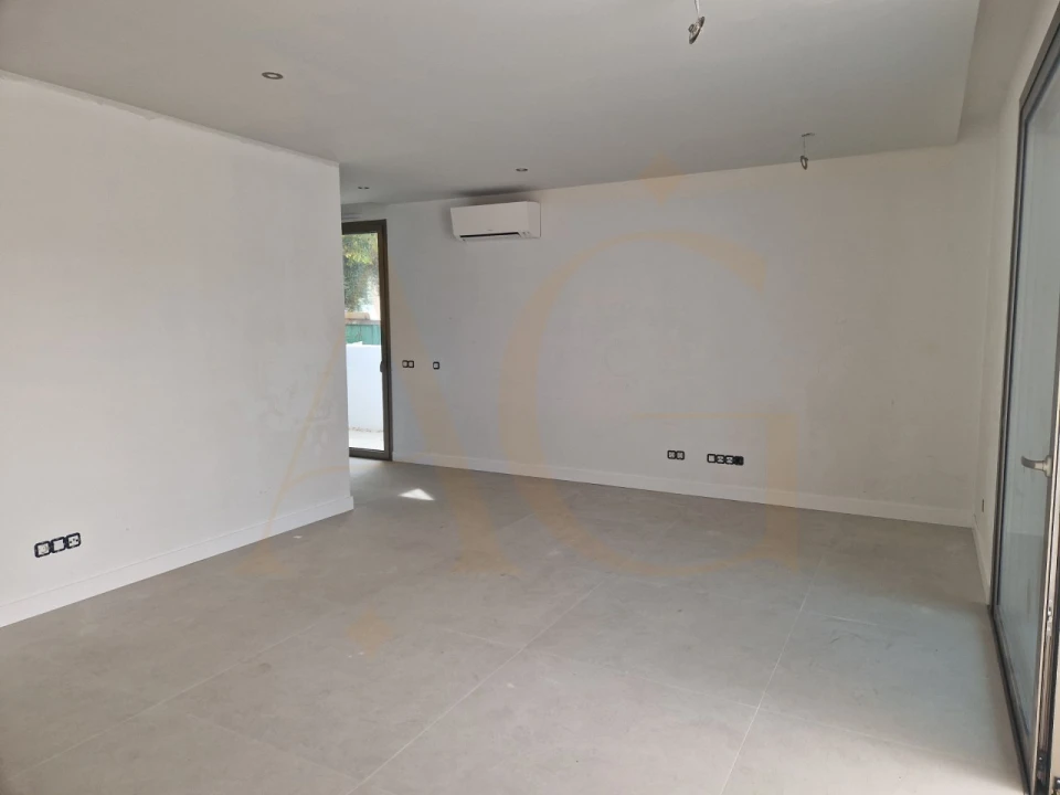 Apartamento T2 para Venda em Conceição e Cabanas de Tavira Foto 10
