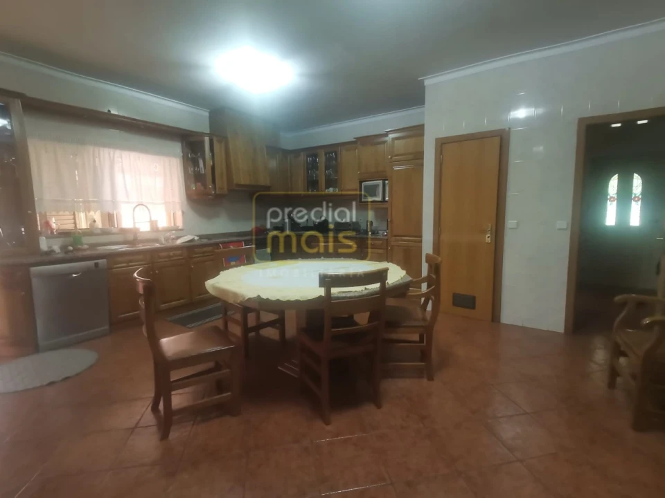 Moradia T3 para Venda em Vale (São Cosme), Telhado e Portela Foto 13