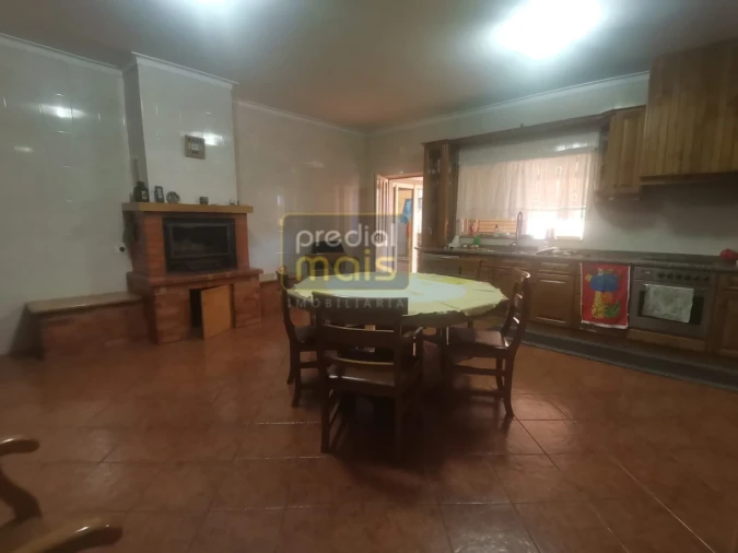 Moradia T3 para Venda em Vale (São Cosme), Telhado e Portela Foto 12