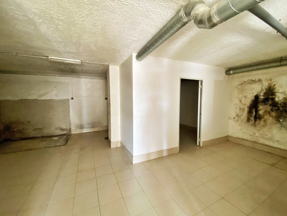 Loja para Venda em Custóias, Leça do Balio e Guifões Foto 11