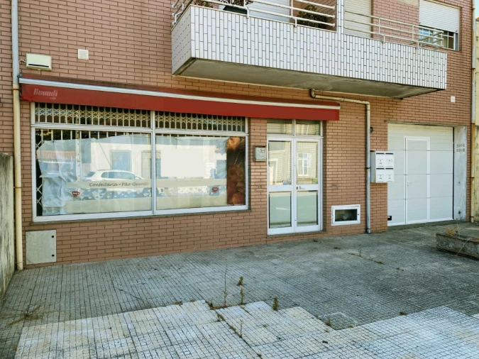 Loja para Venda em Custóias, Leça do Balio e Guifões Foto 15