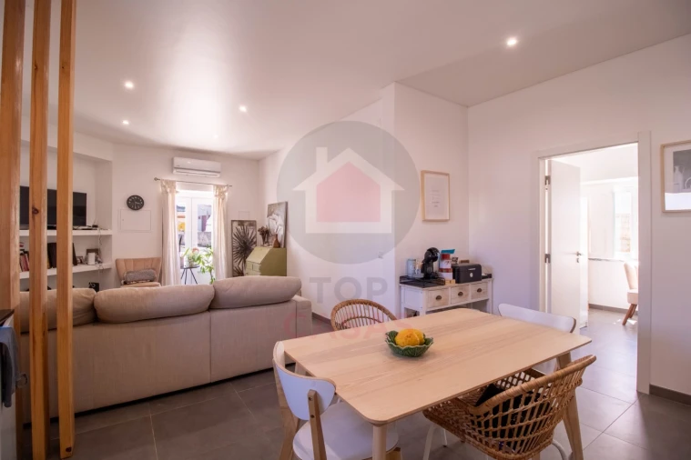 Moradia T2 para Venda em Olho Marinho Foto 20