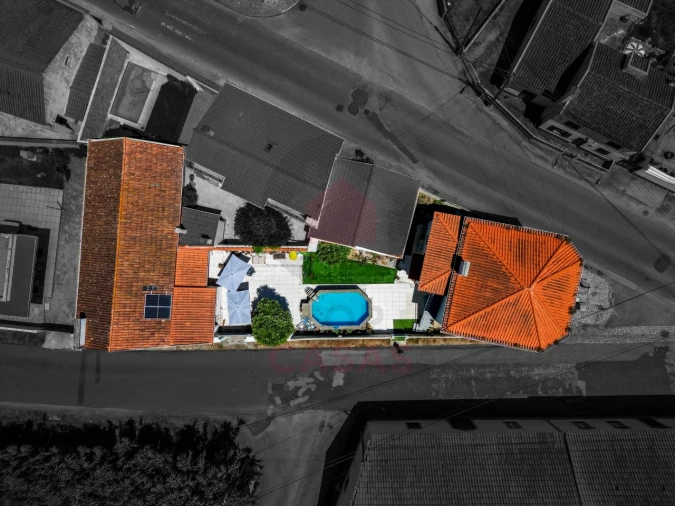 Moradia T2 para Venda em Olho Marinho Foto 4