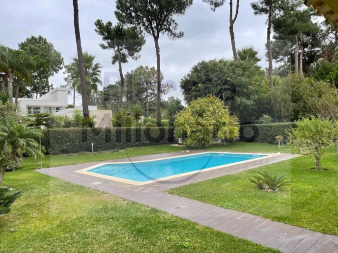 Moradia T4 para Venda em Charneca de Caparica e Sobreda Foto 2