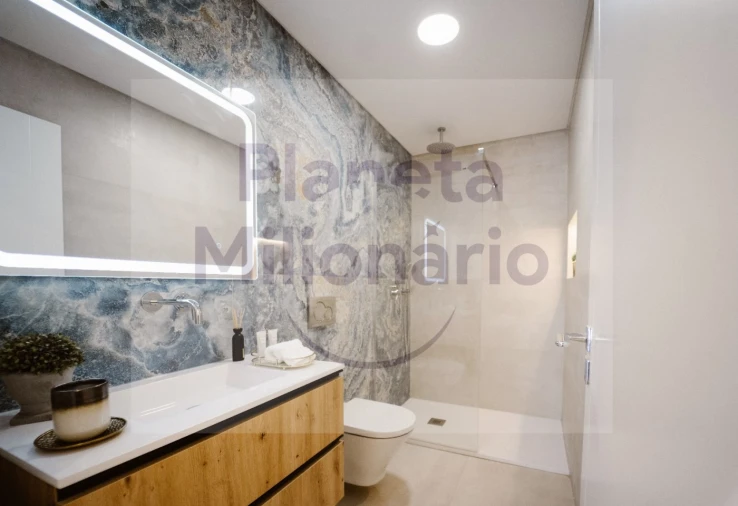 Moradia T4 para Venda em Charneca de Caparica e Sobreda Foto 13