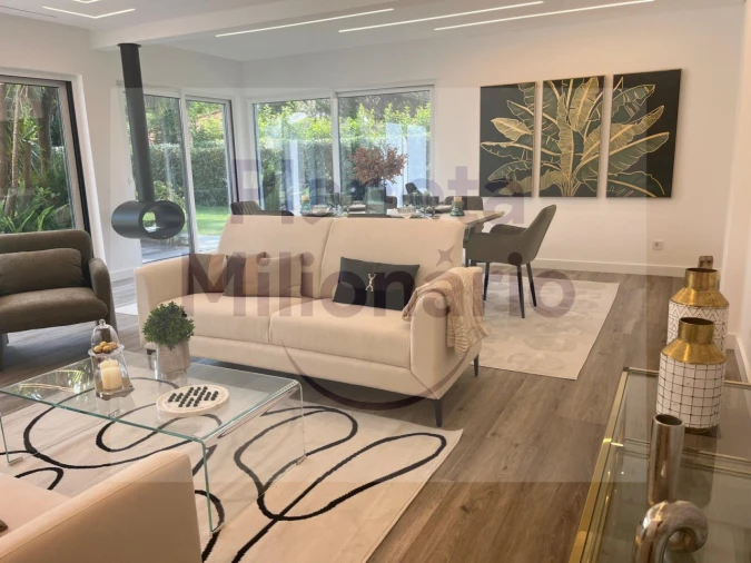 Moradia T4 para Venda em Charneca de Caparica e Sobreda Foto 17