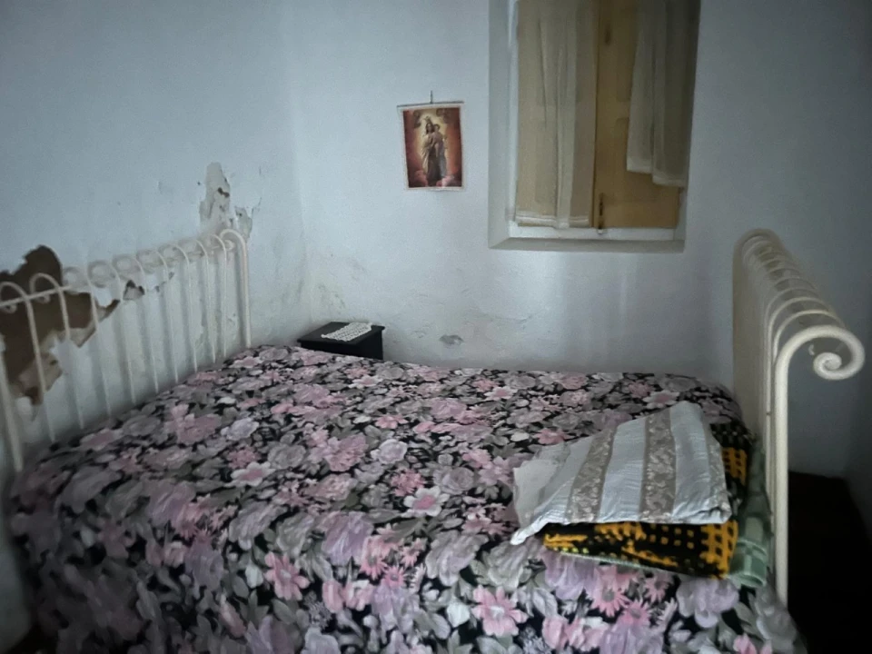 Moradia T6 para Venda em Comenda Foto 5