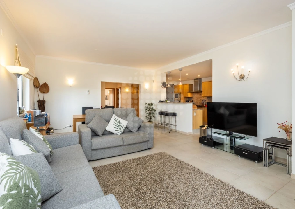 Apartamento T2 para Venda em Lagoa e Carvoeiro Foto 4