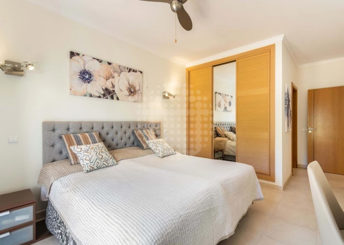 Apartamento T2 para Venda em Lagoa e Carvoeiro Foto 8