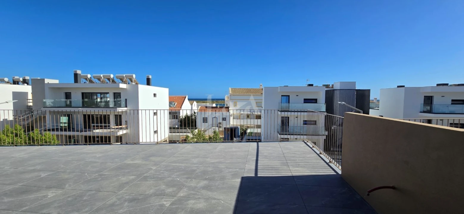 Apartamento T2 para Venda em Conceição e Cabanas de Tavira Foto 3