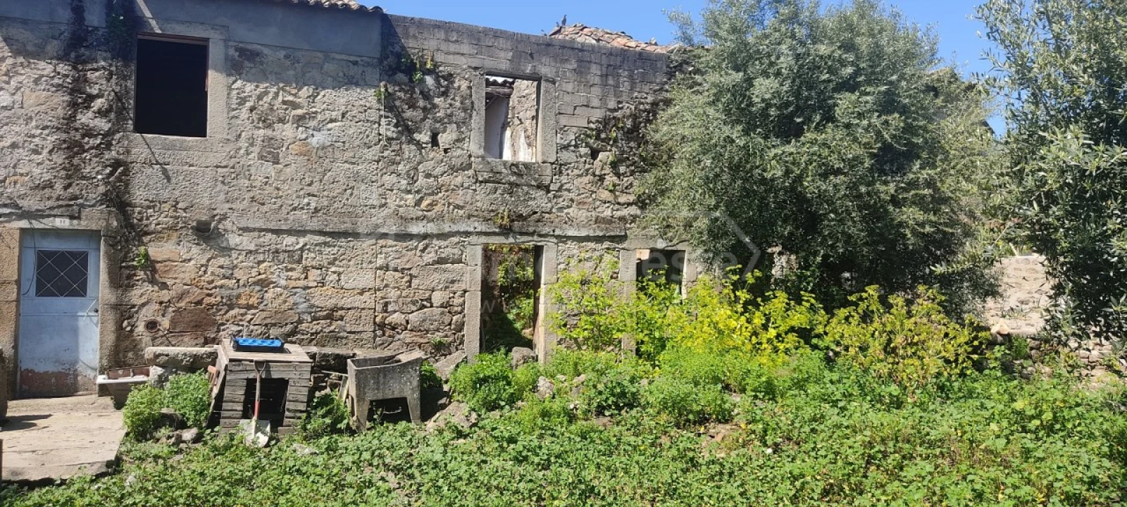 Moradia T10 para Venda em Alcains Foto 2