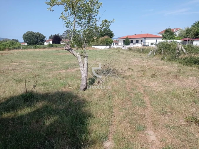 Terreno para Venda em Valença, Cristelo Covo e Arão Foto 7