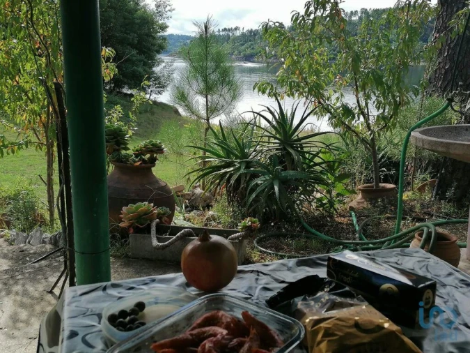 Terreno para Venda em São João Baptista e Santa Maria dos Olivais Foto 3