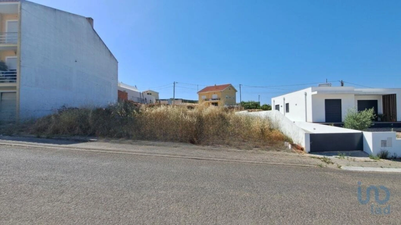 Terreno para Venda em Lourinhã e Atalaia Foto 7