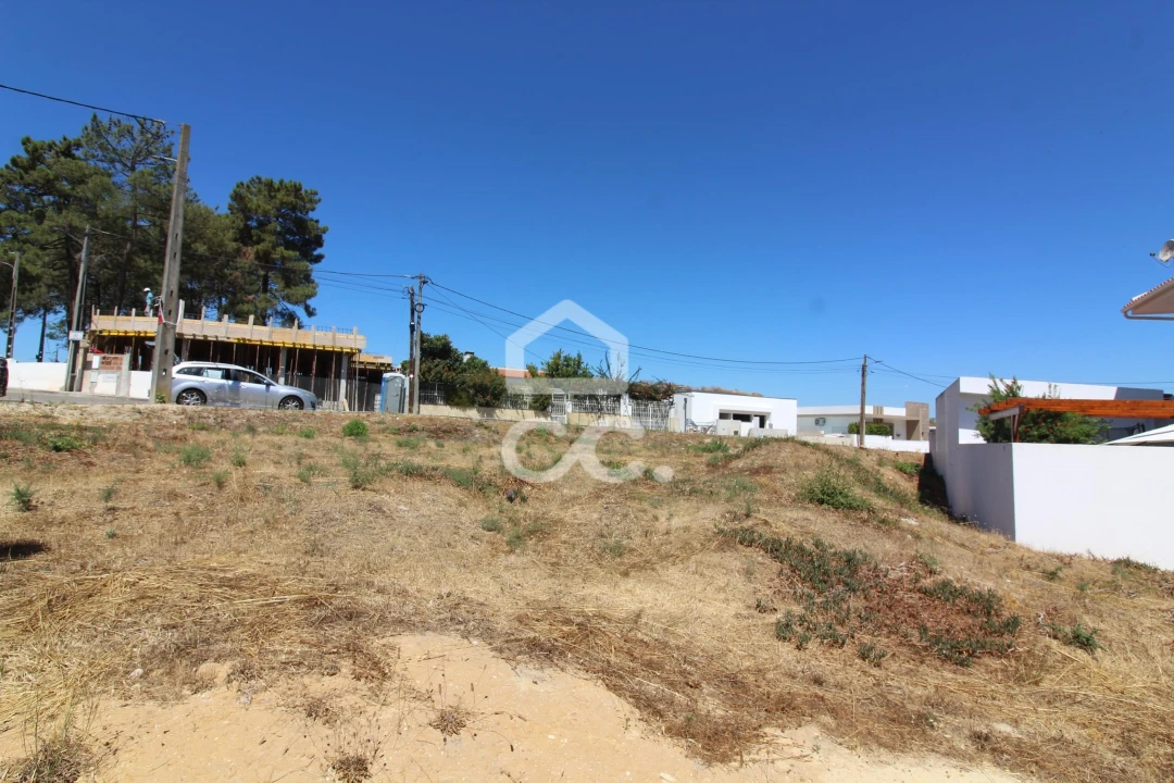 Terreno para Venda em Amora Foto 8