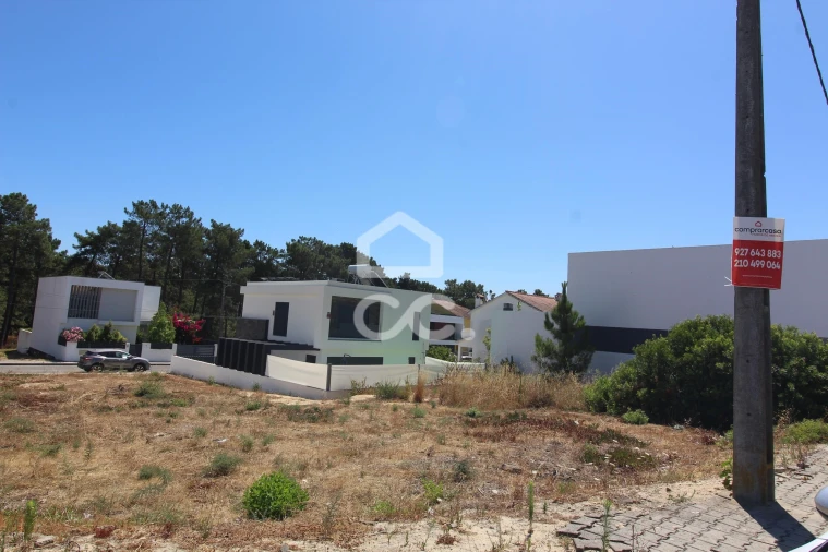 Terreno para Venda em Amora Foto 6