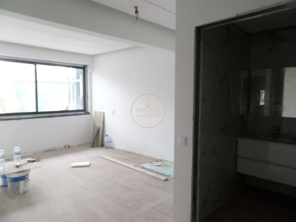 Prédio para Venda em Faro (Sé e São Pedro) Foto 1