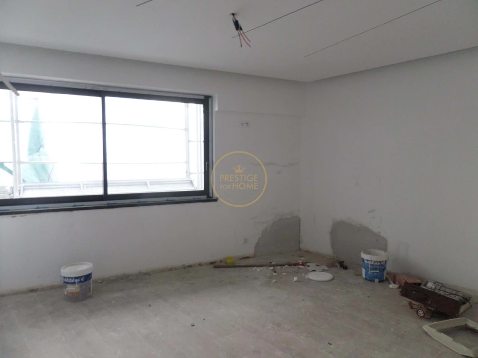 Prédio para Venda em Faro (Sé e São Pedro) Foto 5