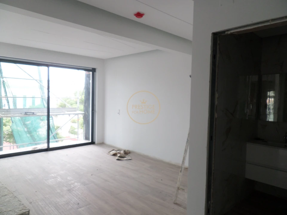 Prédio para Venda em Faro (Sé e São Pedro) Foto 8