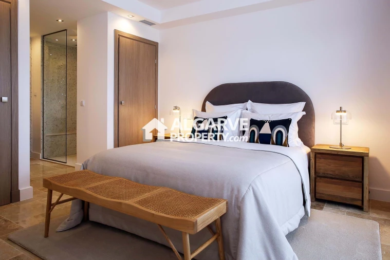 Moradia T4 para Venda em Montenegro Foto 28