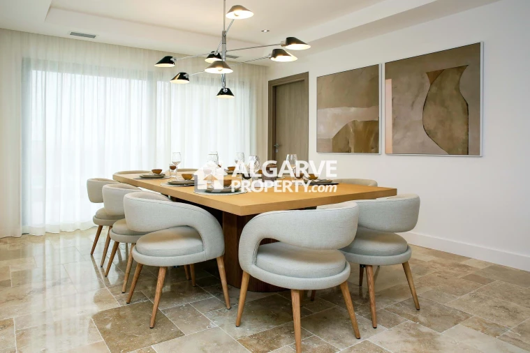 Moradia T4 para Venda em Montenegro Foto 9