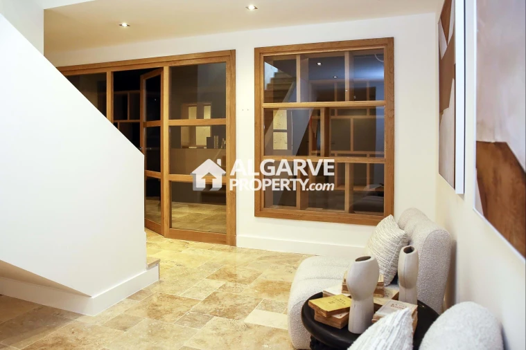 Moradia T4 para Venda em Montenegro Foto 35