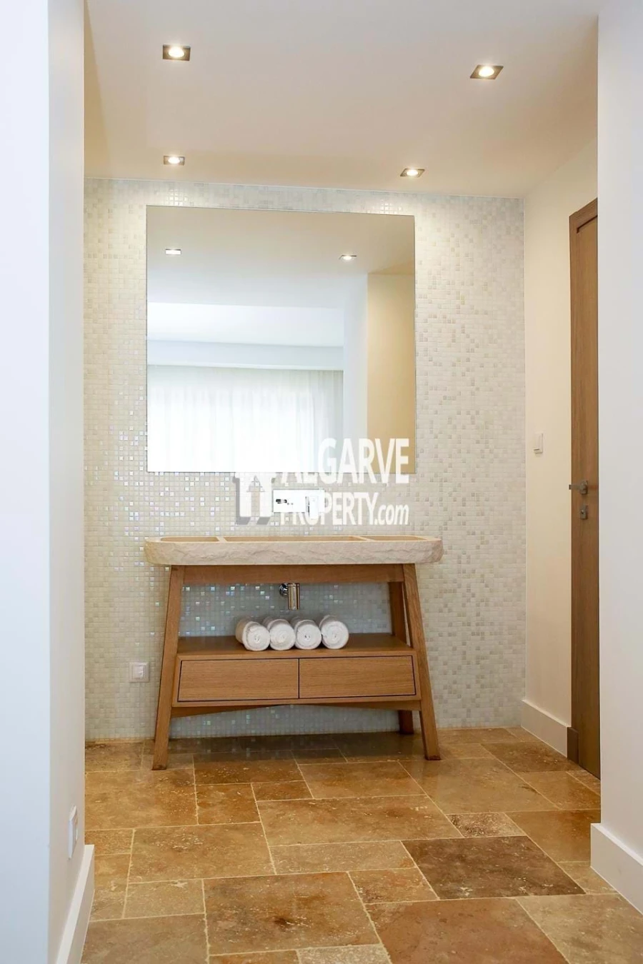 Moradia T4 para Venda em Montenegro Foto 34