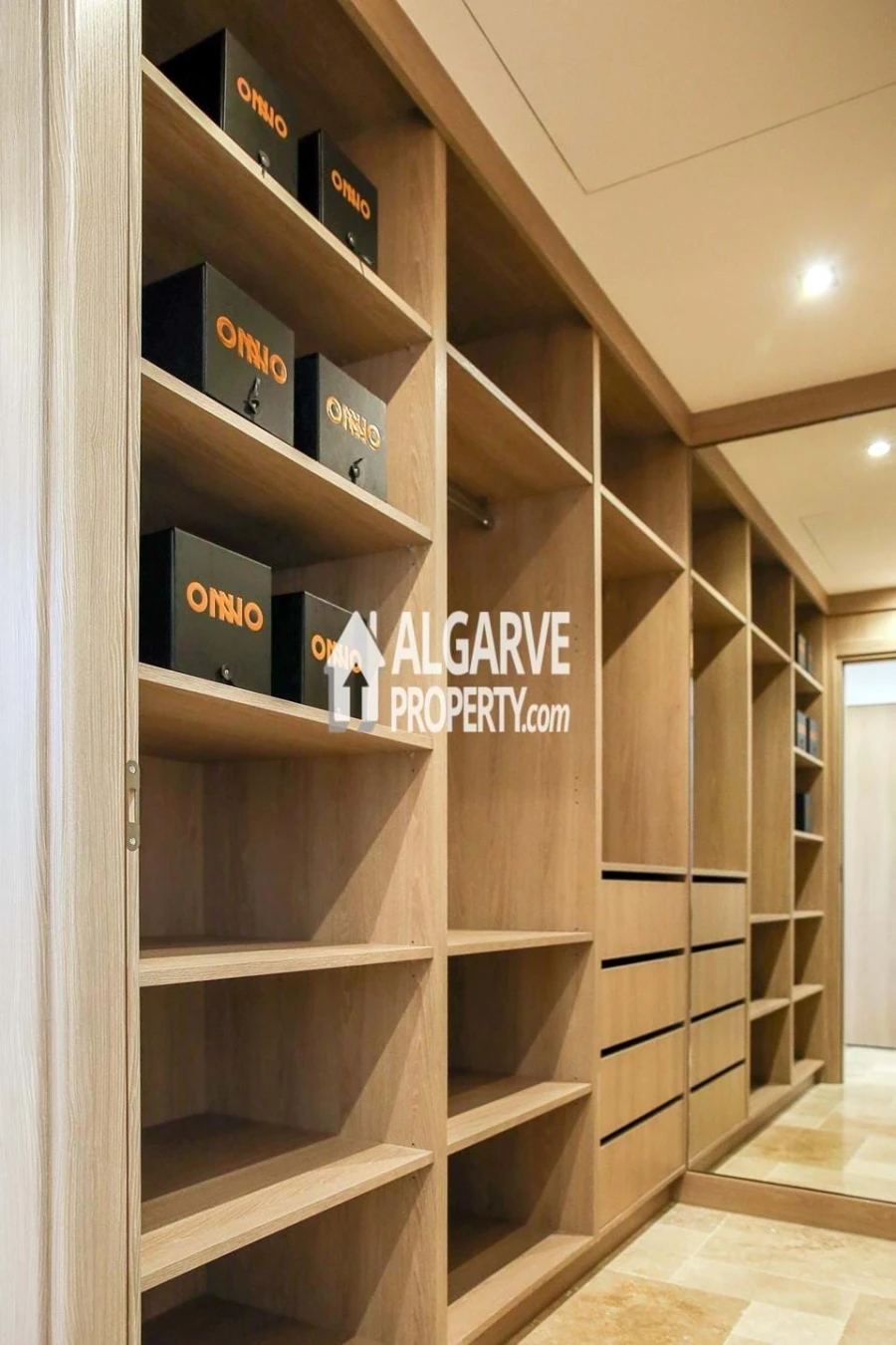 Moradia T4 para Venda em Montenegro Foto 20