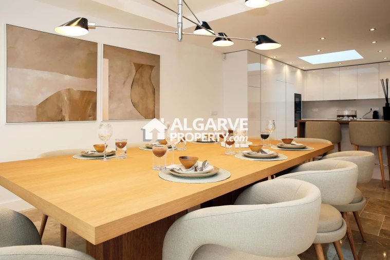 Moradia T4 para Venda em Montenegro Foto 10