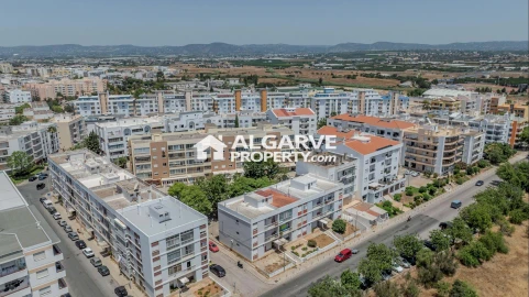 Apartamento T2 para Venda em Faro (Sé e São Pedro)
