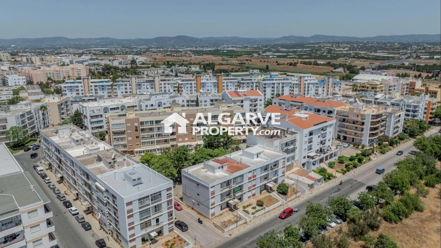 Apartamento T2 para Venda em Faro (Sé e São Pedro) Foto 24