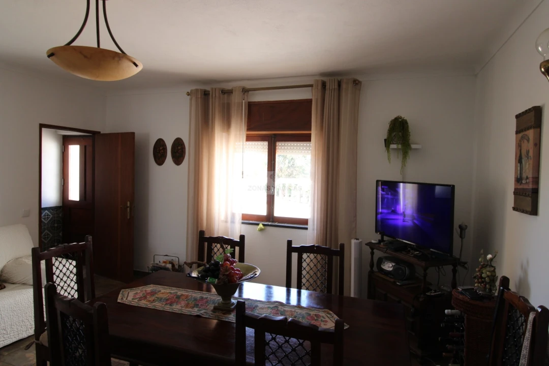 Moradia T3 para Venda em Odiaxere Foto 6